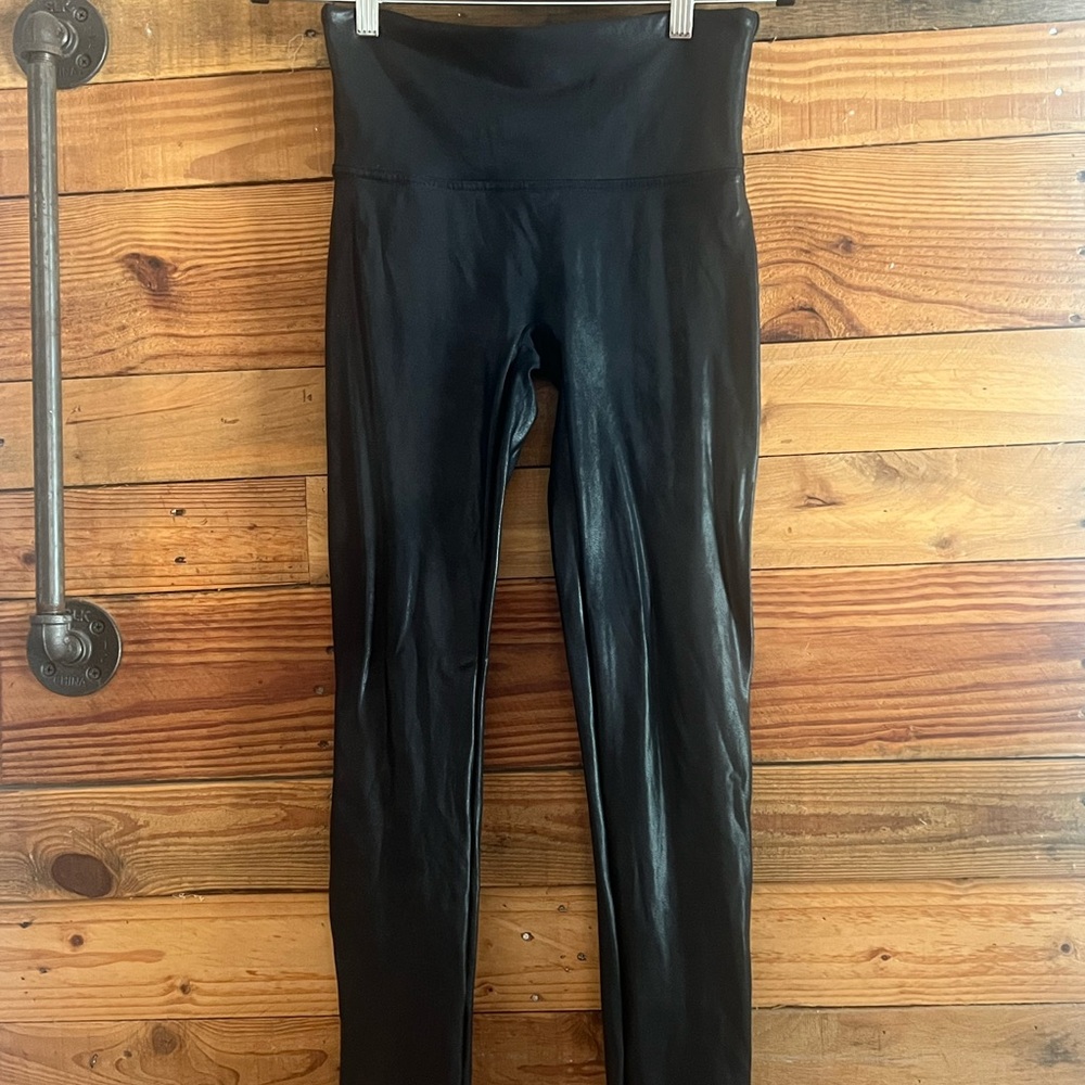 Spanx Faux Leather leggings size L